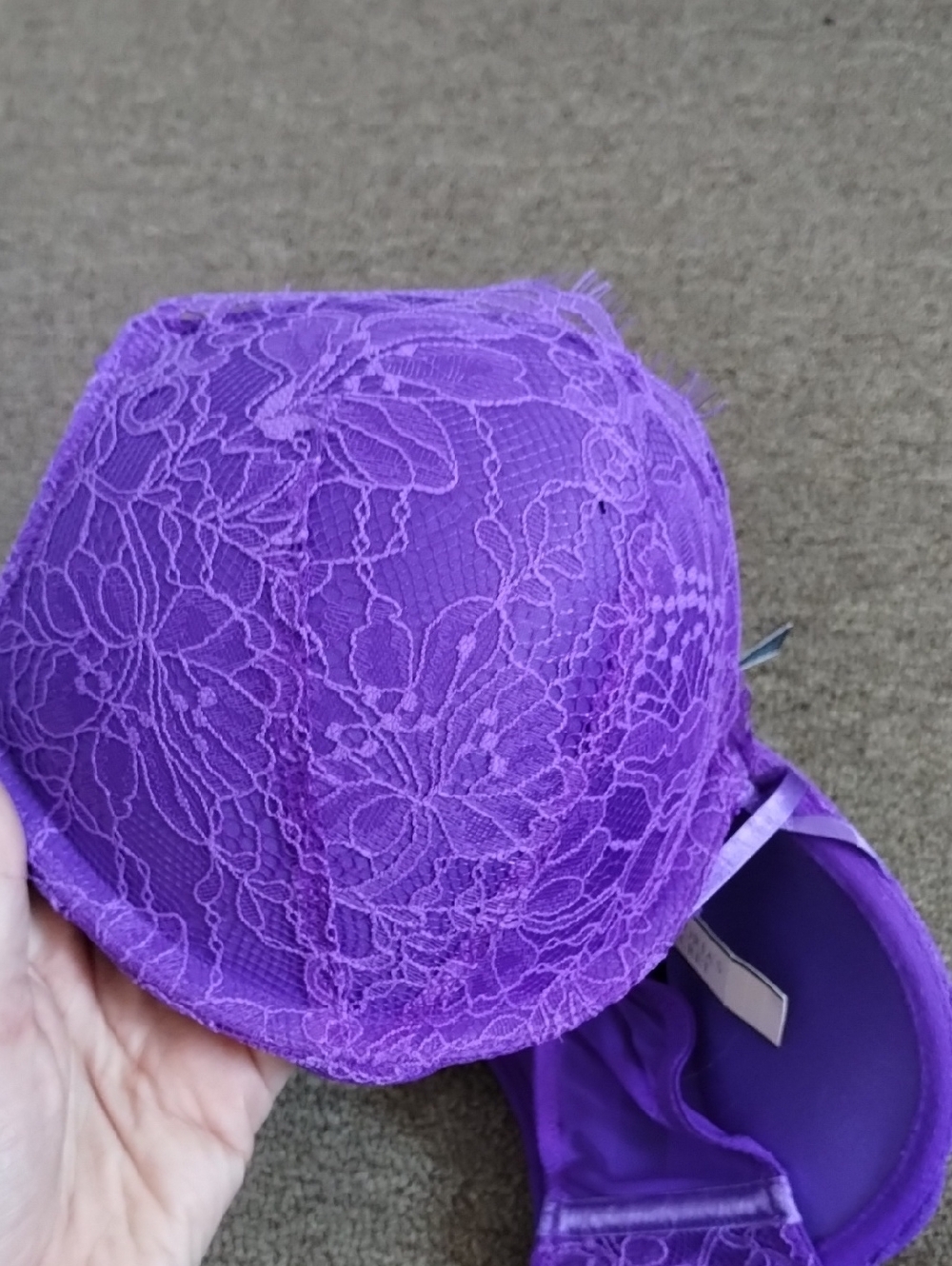 Victoria's Secret Purple Lace Bombshell Bra Shiny - Picture 5 of 6